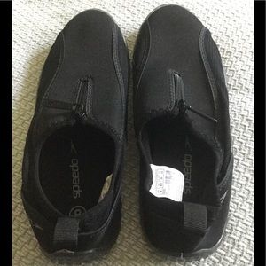 Speedo shoes that can be worn in water